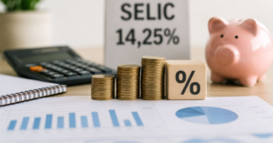 Selic rate drop: wait or renegotiate your debts now?